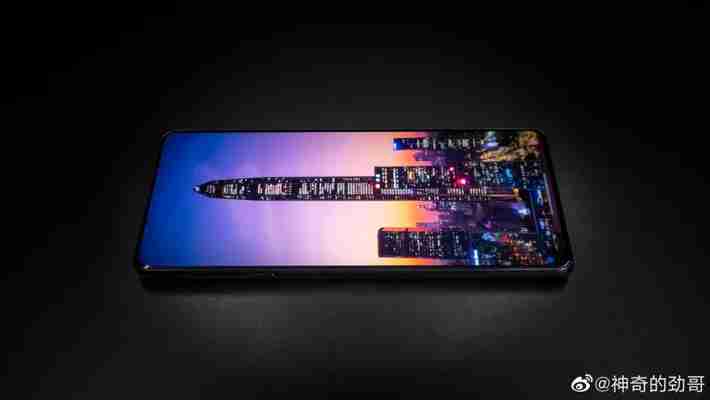 Moto Edge X30: primul telefon Motorola cu o cameră sub ecran
