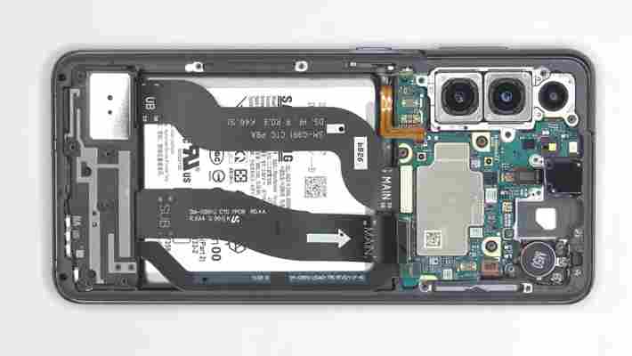 Cum arată noul Galaxy S21 5G, la interior (VIDEO)